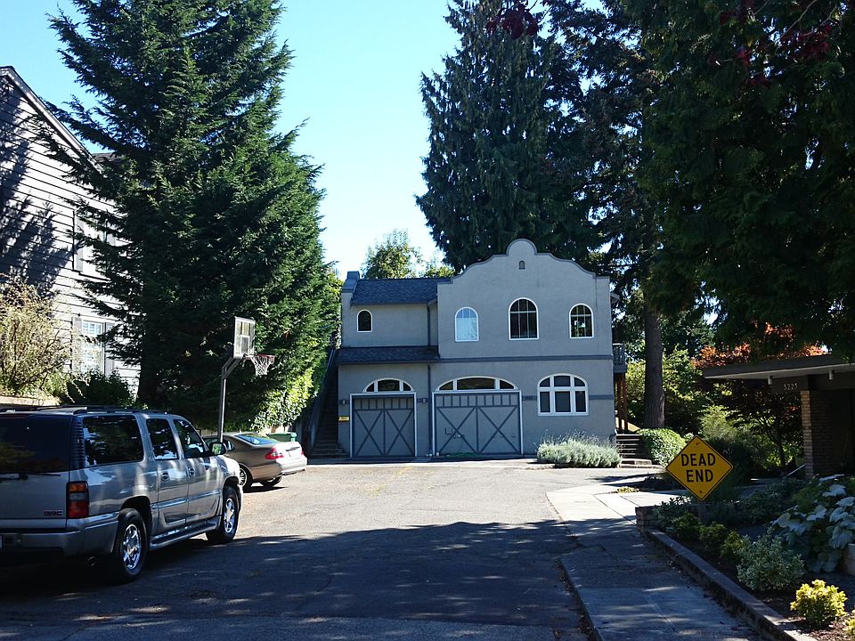 1st image of 3223 43rd Ave NE