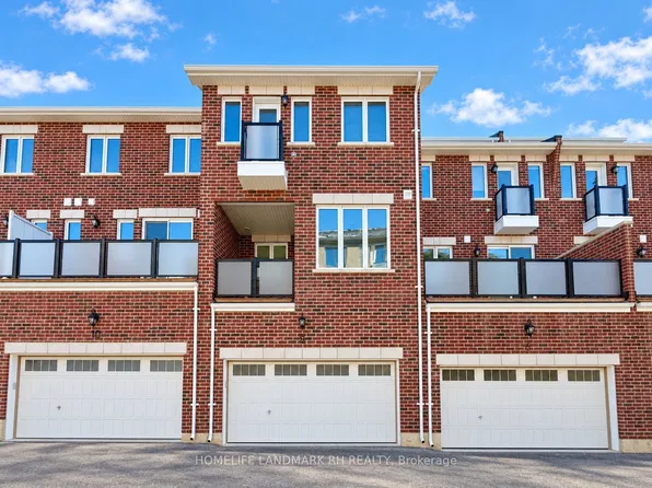 8 Avani Ave, Markham, ON L6C 3M3