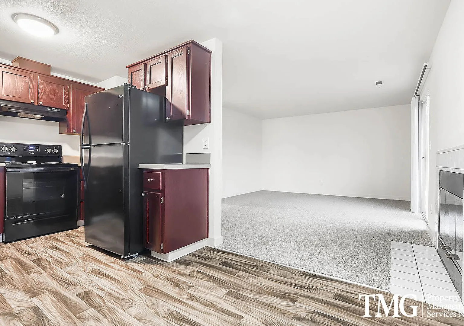 River View Apartments — Photo 3