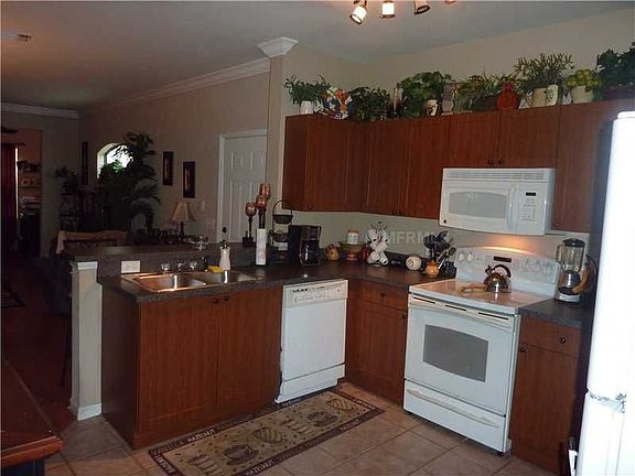 5th image of 2295 Tuscany Trce Unit 27