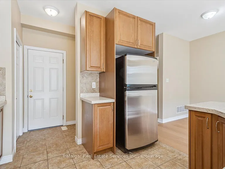 2089 Tovell Dr — Photo 15