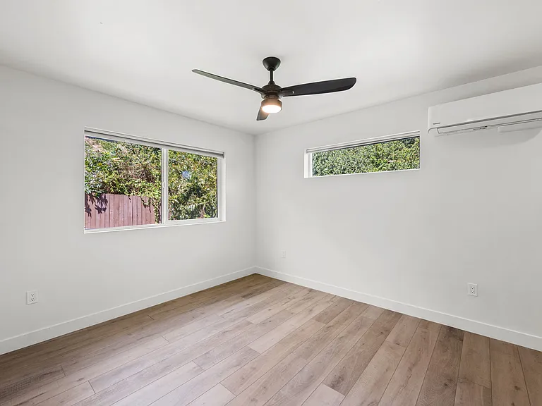 3604 Oleander Dr — Photo 18