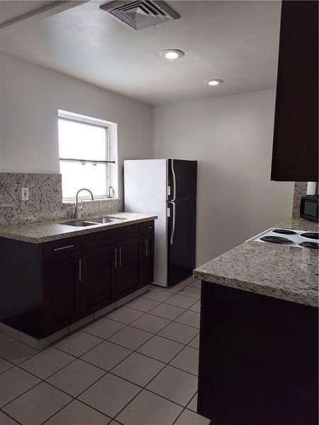 1st image of 2516 Taft St #1