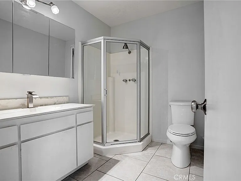 22392 Canyon Club Dr — Photo 11