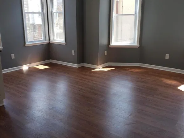 811 N Preston St, Philadelphia, PA 19104