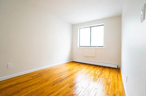 Rented by Oxford Property Group | media 9