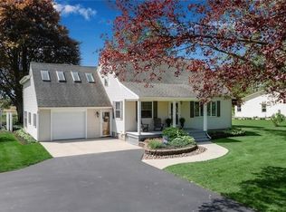 8980 Ridge Rd, Gasport, NY 14067