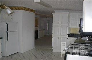 3rd image of 9352 NE Holbrook Drive