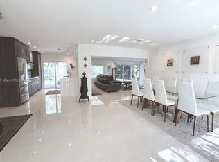 7098 NE 7th Ave, Boca Raton, FL 33487