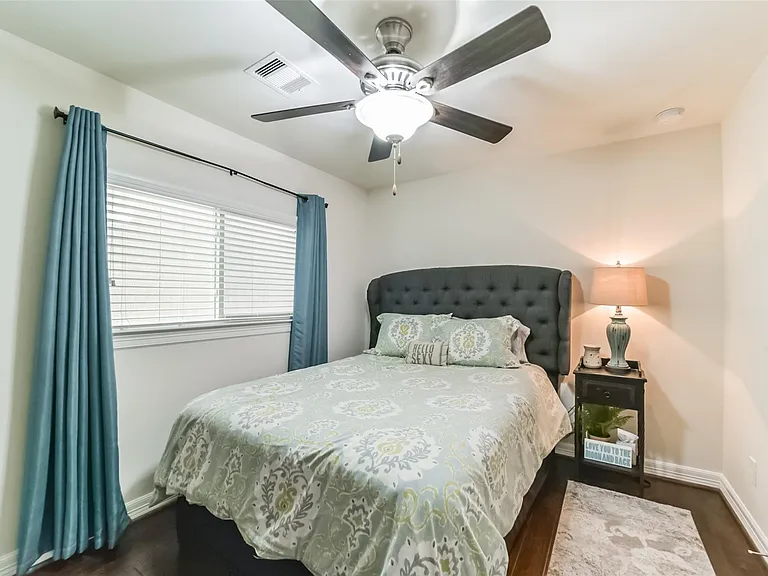1517 Miles Oaks Pl — Photo 33