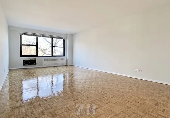 Rented by Zjama Realty Corp | media 2