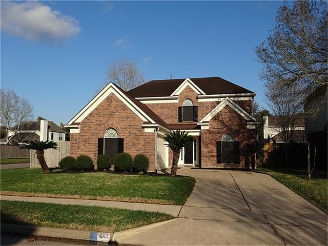 1st image of 4001 Greenwood Dr