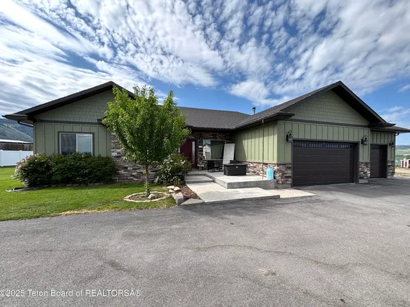 17 Robs Ln, Afton, WY 83110