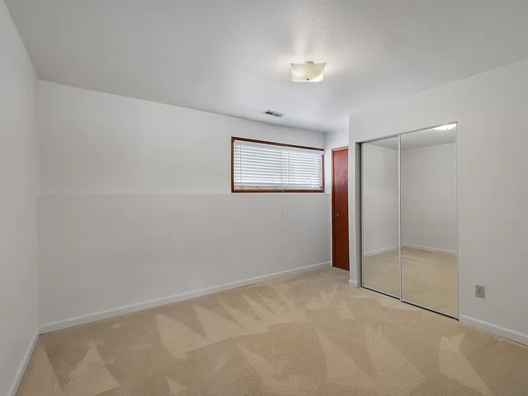 11100 NE 132nd Pl — Photo 17
