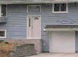 1343 Jurdy Rd, Eagan, MN 55121