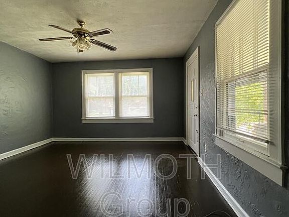 4th image of 1001 Wallace Ave #1