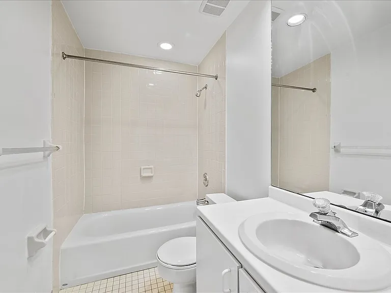 260 Shady Ave #12 — Photo 18