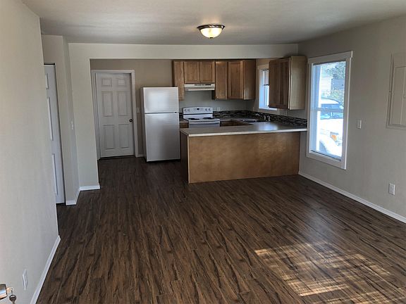 3rd image of 4128 W F St #1