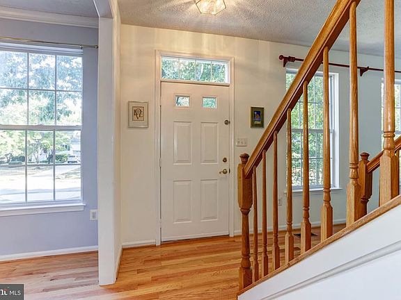 4th image of 5305 Beauvoir Ct