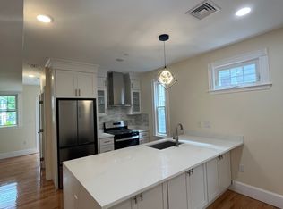 32 Putnam Ave APT 2, Cambridge, MA 02139