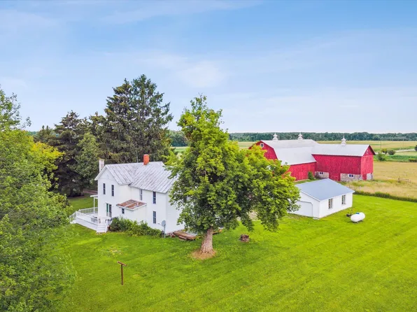2424 N Maple Hill Rd, Pierson, MI 49339