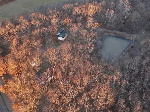 Z 5906th Hwy, Mc Fall, MO 64657