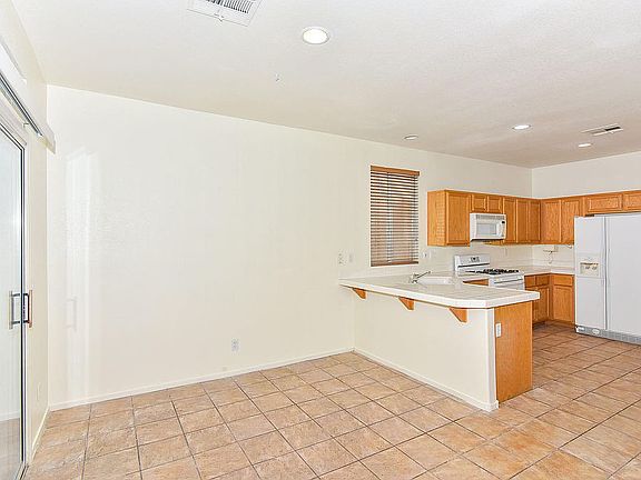 4th image of 1042 Wild Fern Ct