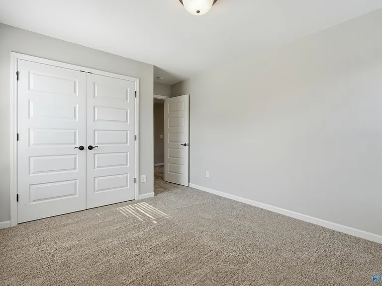 174 Walkers Hill Rd — Photo 18