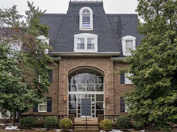 2845 Hikes Ln, 204-02