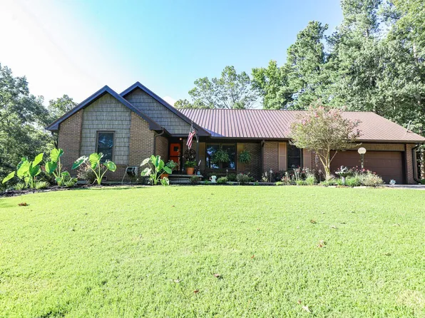 379 Jonathan Shores Rd, Benton, KY 42025