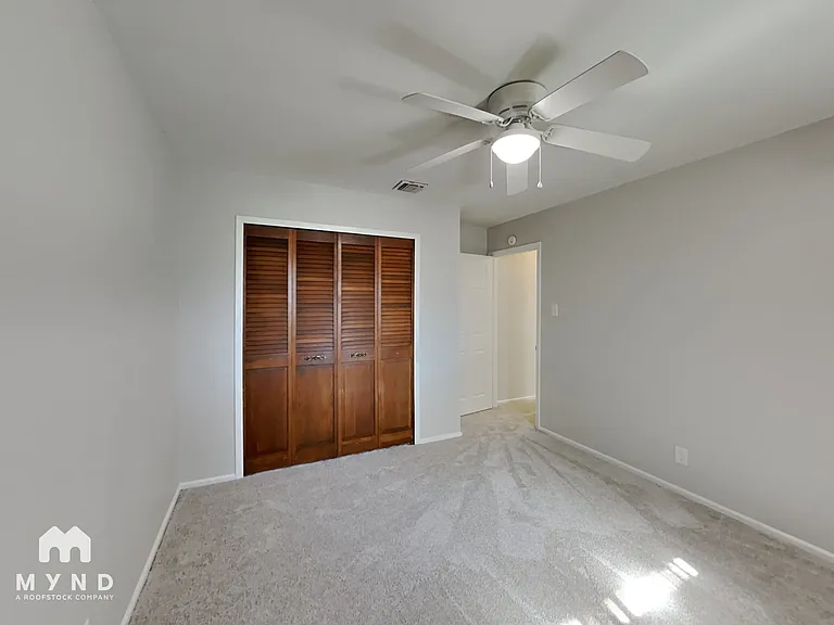 15710 Fern Ridge St — Photo 13