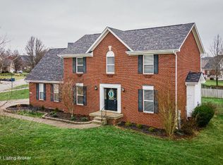 13314 Oak Forest Ct, Louisville, KY 40245