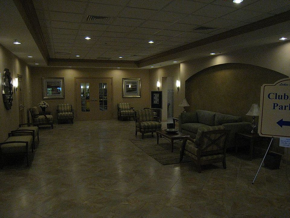 1st image of 5550 Witney Dr #203