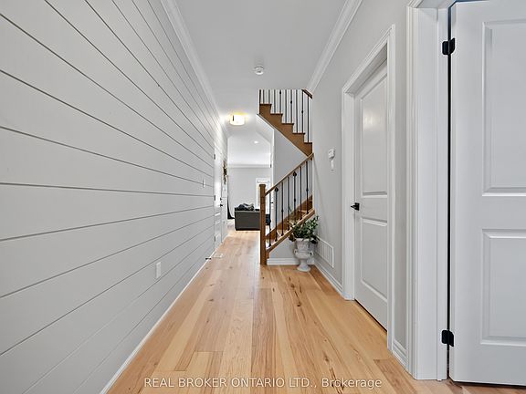5th image of 31 Gord Matthews Way