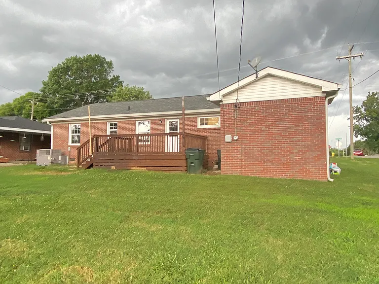 309 W Hite St — Photo 22