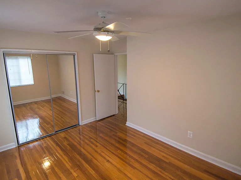 Brookville Townhomes — Photo 112