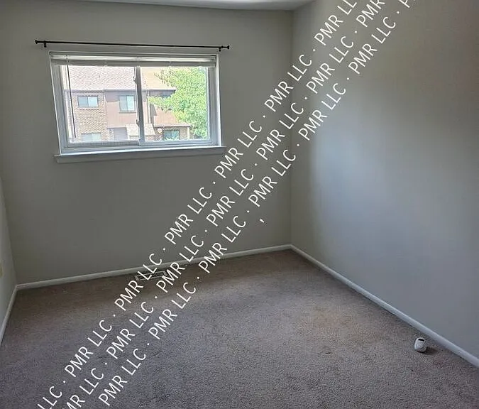 106 Sycamore Ct #1 — Photo 34