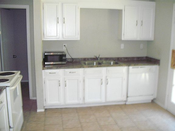 3rd image of 7116 6th Ct S
