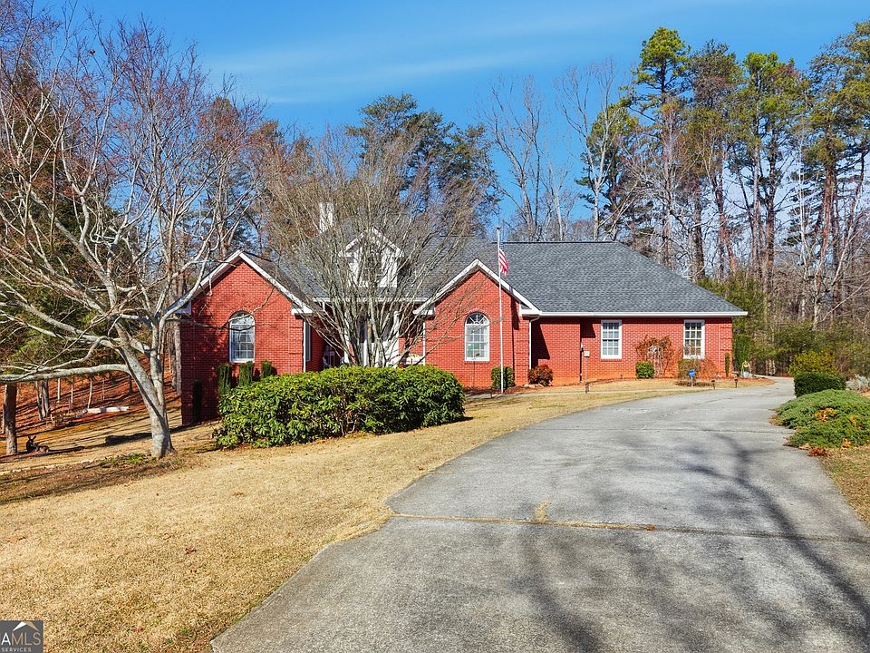 1st image of 149 Tall Oaks Dr