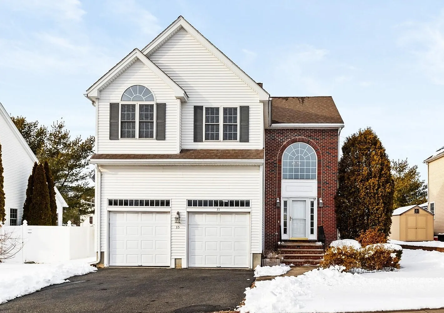 4 bed, 3.5 bath, 2938 sqft, $4,850 — Photo 1