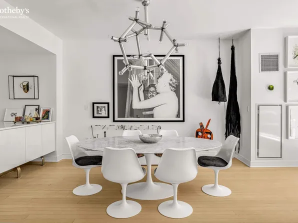 5 East 44th Street image 5 of 18