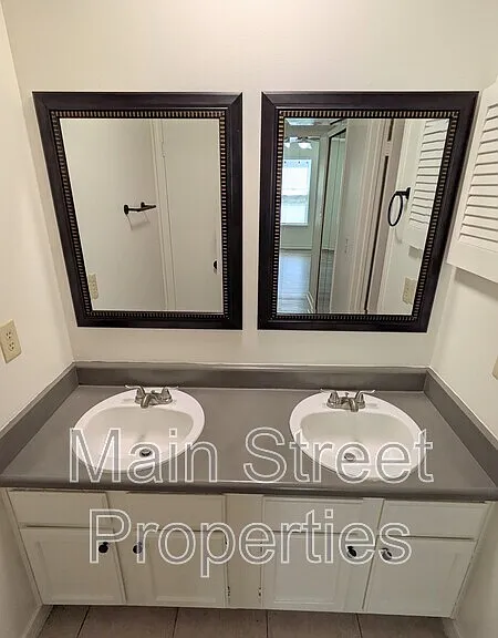 2303 W Michigan Ave #C2 — Photo 26