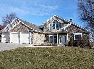 985 Country Club Ln, Warsaw, IN 46580