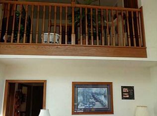 102 Country Rd, Urbana, OH 43078