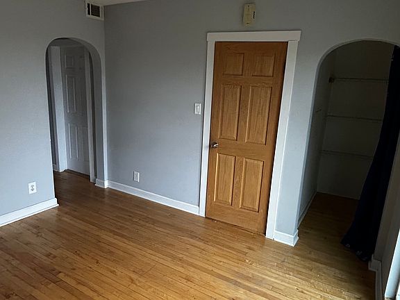 4th image of 2728 N Mulligan Ave Unit 2