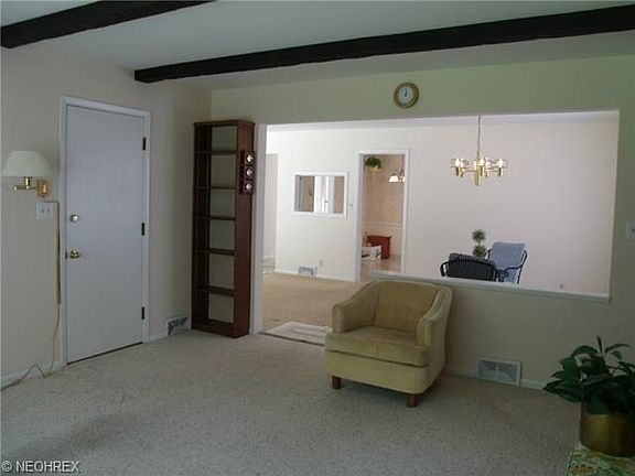 5th image of 1751 Sherwood Blvd