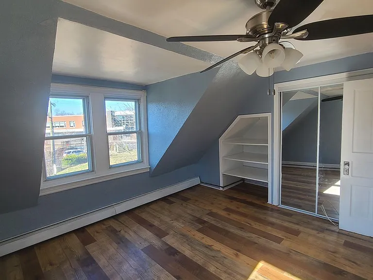39 W Manoa Rd — Photo 20
