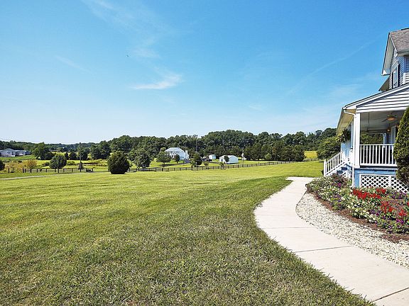 5th image of 7706 Willow Pond Ln