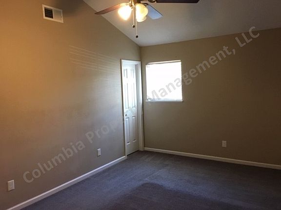 5th image of 105 Deerwood Run Dr