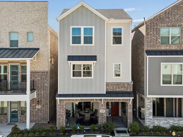 4308 Henderson Ave N, North Richland Hills, TX 76180